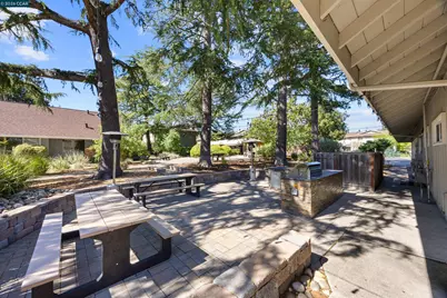 36 Miramonte Dr, Moraga, CA 94556 - Photo 18