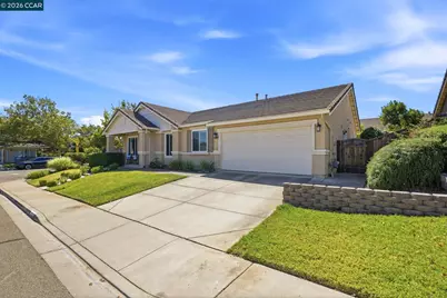 4402 Mira Loma Dr, Pittsburg, CA 94565 - Photo 2