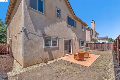 544 Pine Creek Cir, Fairfield, CA 94534 - Photo 30