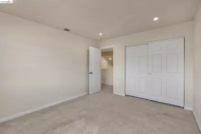 544 Pine Creek Cir, Fairfield, CA 94534 - Photo 16