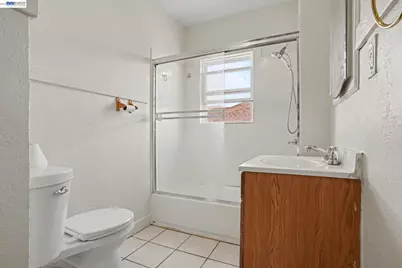 1520 51st Ave, Oakland, CA 94601 - Photo 18