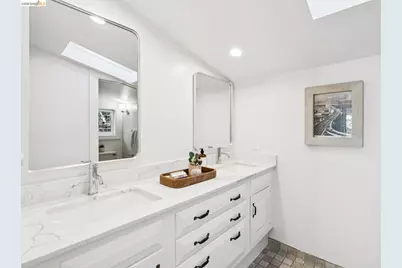 67 Lincoln Ave, Piedmont, CA 94611 - Photo 36