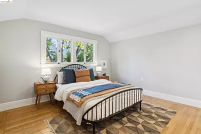 67 Lincoln Ave, Piedmont, CA 94611 - Photo 42