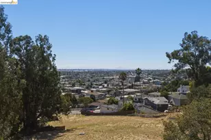 7843 Outlook Ave, Oakland, CA 94605 - Photo 40