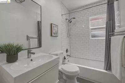 2523 Martin Luther King Jr Way, Oakland, CA 94612 - Photo 24
