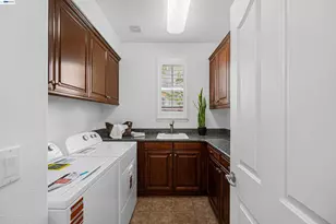 227 Olivia Ct, San Ramon, CA 94582 - Photo 62