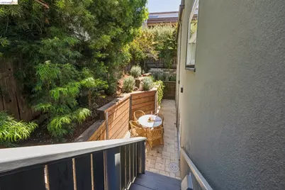 136 Arbor Dr, Piedmont, CA 94610 - Photo 46