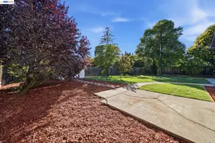 1829 Elkwood Dr, Concord, CA 94519 - Photo 32