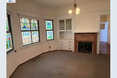 2105 Encinal Ave, Alameda, CA 94501 - Photo 4