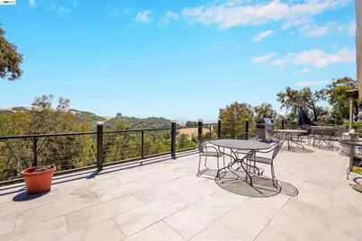 28016 Whitestone Ct, Hayward, CA 94542 - Photo 10