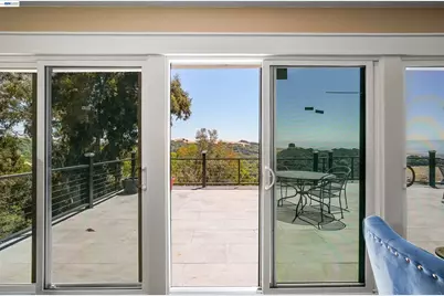 28016 Whitestone Ct, Hayward, CA 94542 - Photo 8