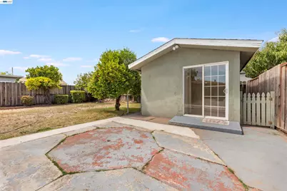 354 Berry Ave, Hayward, CA 94544 - Photo 32