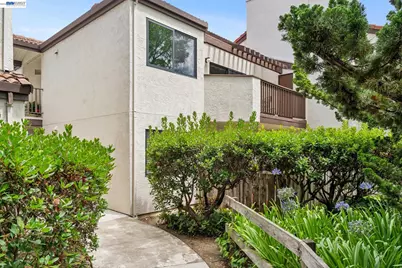 21062 Gary Dr #217, Hayward, CA 94546 - Photo 2