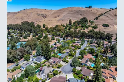 259 Segovia Place, Fremont, CA 94539 - Photo 16