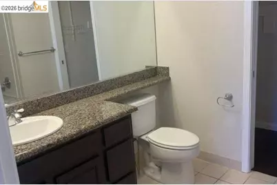 1121 40th St #5102, Emeryville, CA 94608 - Photo 6