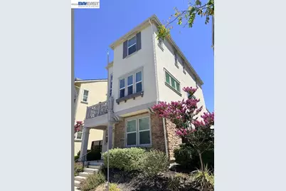 2181 Donnells Ln, Dublin, CA 94568 - Photo 2