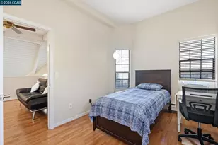 443 College Ave, Palo Alto, CA 94306 - Photo 30