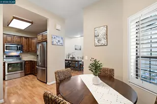 443 College Ave, Palo Alto, CA 94306 - Photo 14