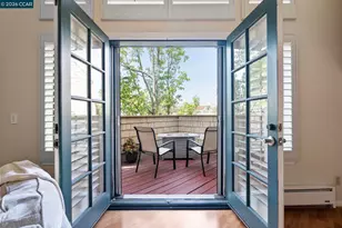 443 College Ave, Palo Alto, CA 94306 - Photo 8
