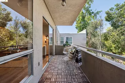 377 Palm Ave #305, Oakland, CA 94610 - Photo 26