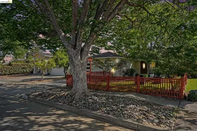 5308 Gatewood Ln, San Jose, CA 95118 - Photo 6