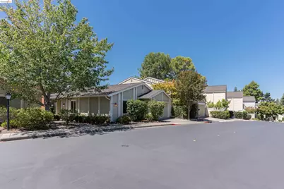359 Kinross Dr, Walnut Creek, CA 94598 - Photo 4