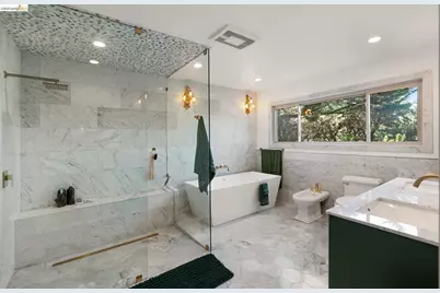 6341 Longcroft, Oakland, CA 94611 - Photo 26