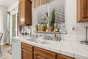 1676 Hickam Cir, Suisun City, CA 94585 - Photo 20