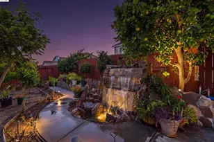 1676 Hickam Cir, Suisun City, CA 94585 - Photo 38
