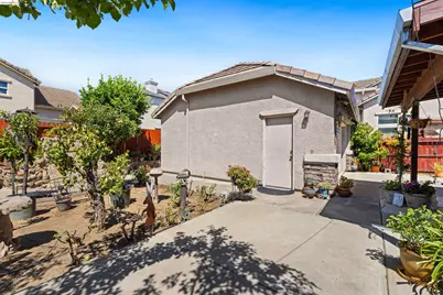 1676 Hickam Cir, Suisun City, CA 94585 - Photo 36