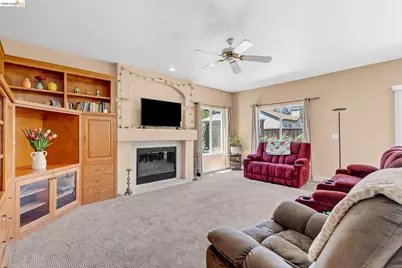 1281 Sea Vista Dr, Brentwood, CA 94513 - Photo 18