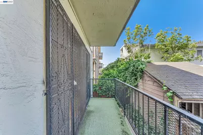 567 Oakland Ave #104, Oakland, CA 94606 - Photo 38