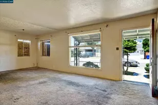 226 Tunis Rd, Oakland, CA 94603 - Photo 6