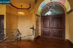 800 Hamilton Dr, Pleasant Hill, CA 94523 - Photo 2