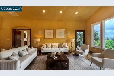 800 Hamilton Dr, Pleasant Hill, CA 94523 - Photo 6