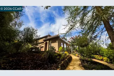 800 Hamilton Dr, Pleasant Hill, CA 94523 - Photo 54