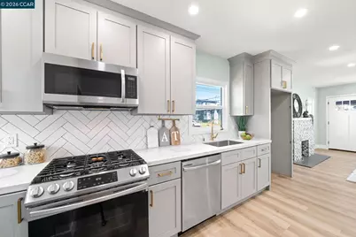 2549 78th Ave, Oakland, CA 94605 - Photo 14