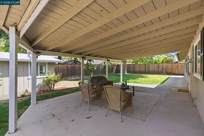 166 Cynthia Dr, Pleasant Hill, CA 94523 - Photo 32