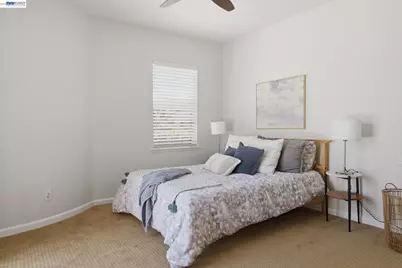 749 Ellerbrook St, Mountain House, CA 95391 - Photo 16