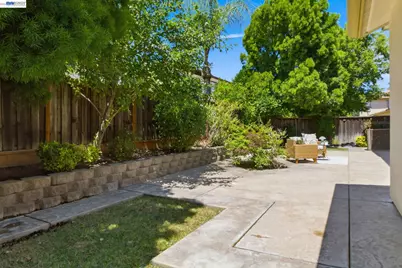 749 Ellerbrook St, Mountain House, CA 95391 - Photo 48