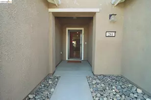 284 Zion Canyon Ct, Merced, CA 95341 - Photo 2