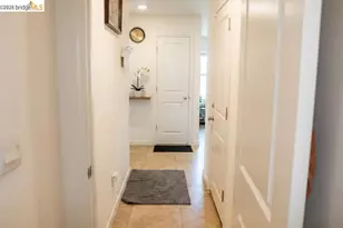 284 Zion Canyon Ct, Merced, CA 95341 - Photo 8