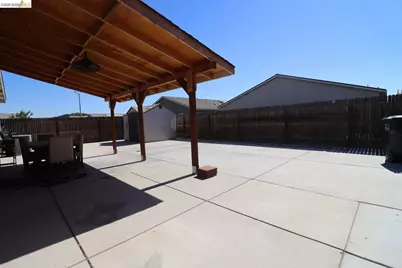 284 Zion Canyon Ct, Merced, CA 95341 - Photo 28
