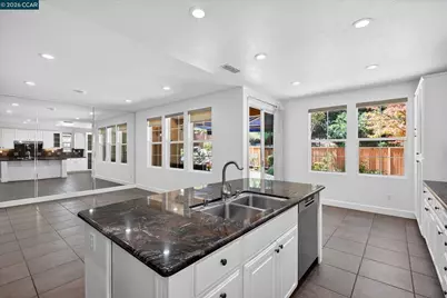 5210 Montecito Dr, Concord, CA 94521 - Photo 38