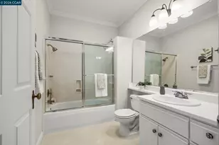2586 Oak Rd, Walnut Creek, CA 94597 - Photo 16