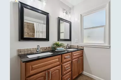 3975 Turnley Ave, Oakland, CA 94605 - Photo 28