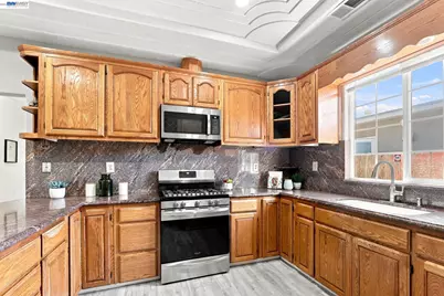 36751 Bishop St, Newark, CA 94560 - Photo 14