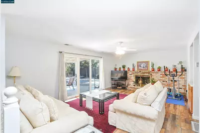 2353 Silver Creek Cir, Antioch, CA 94509 - Photo 14