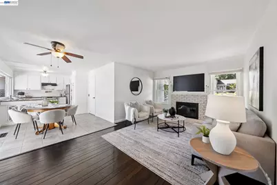 7747 Desertwood Ln, Pleasanton, CA 94588 - Photo 6