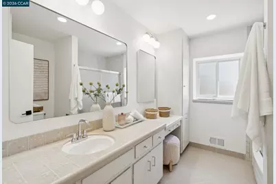 92 Sullivan Dr, Moraga, CA 94556 - Photo 24